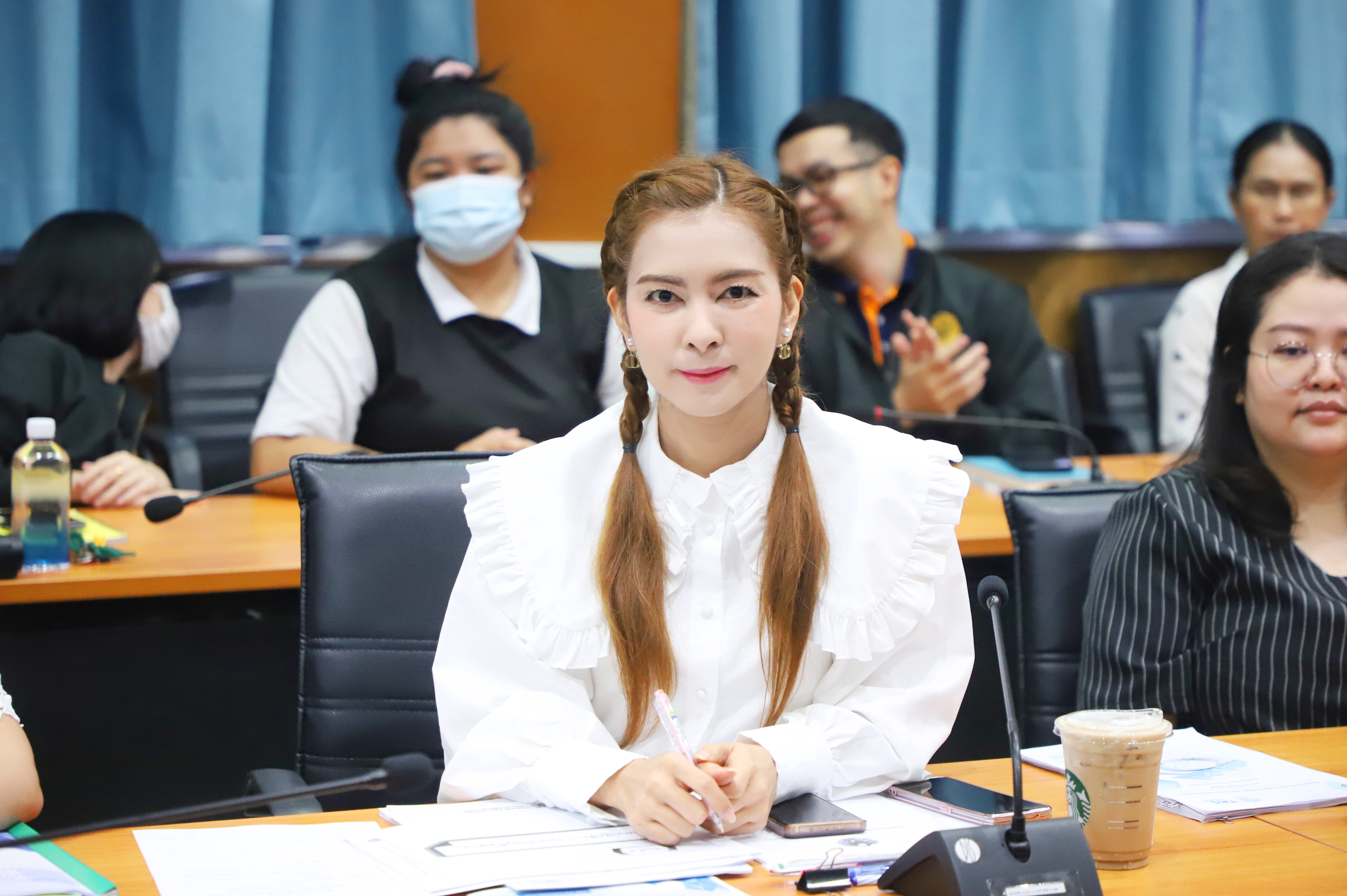 title - สำนักบริหารกองทุน (สบท.)  จัดการประชุมภายใน เพื่อติดตามเร่งรัดการดำเนินงานตามกรอบหน้าที่และตัวชี้วัด